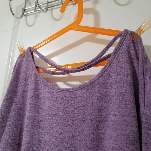 Top - Picture 3 of 4